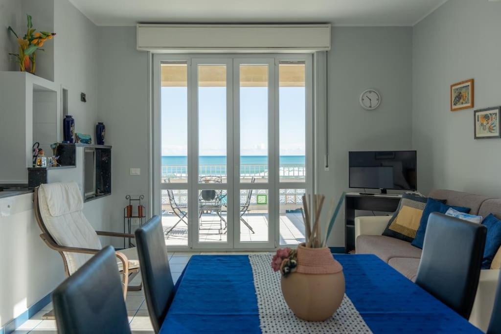 La Casa Sul Mare Villa Agnone Bagni Exterior photo